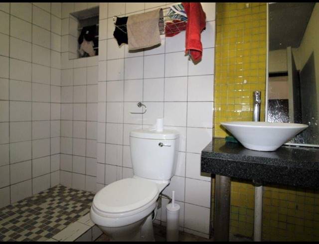 50M² APARTMENT BLOCK FOR SALE IN WEST ACRES EXT 24